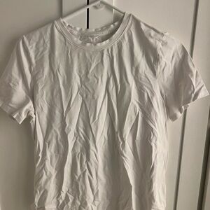 Lululemon white tshirt